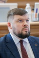 Артём Аминов направил средства депутатского фонда на обновление мебели в Детской школе искусств 
