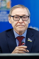 Еремей Айпин оказал помощь Лянторской городской больнице Еремей Айпин оказал помощь Лянторской городской больнице